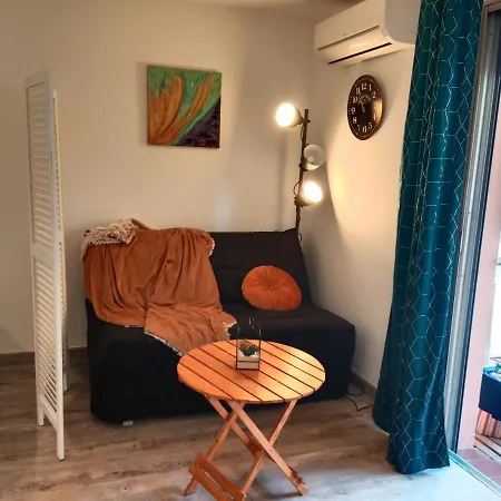 Studio Proche De La Mer Saint-Raphael (Var)